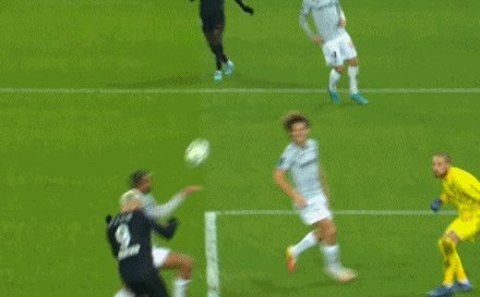 1642976415457026166.gif 7.gif